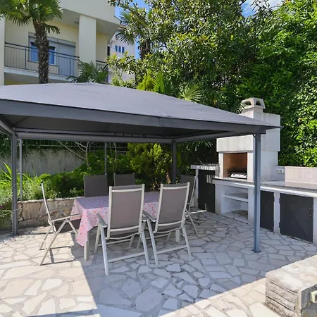 Family-friendly With Swimming Pool - Volosko, - 15071 *