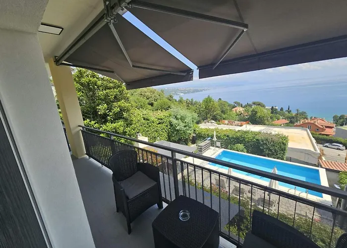 Family-friendly With Swimming Pool - Volosko, - 15071 דירה