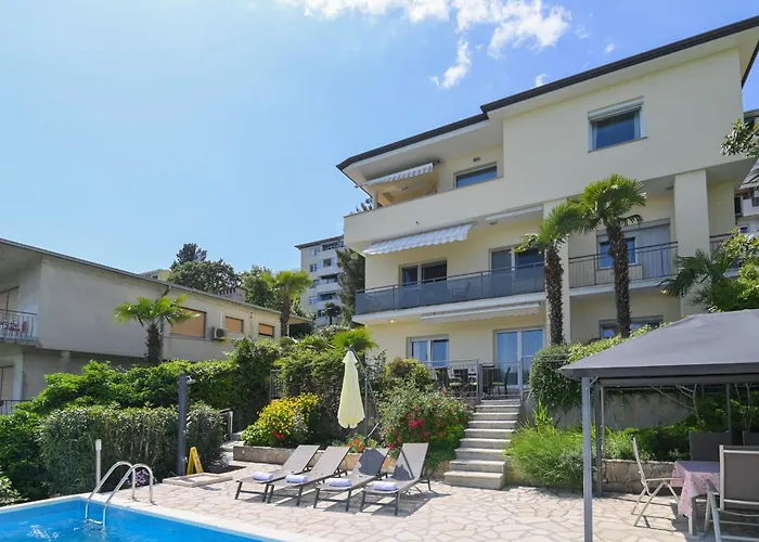 Family-friendly With Swimming Pool - Volosko, - 15071 아파트 *