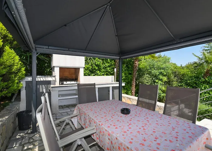 Family-friendly With Swimming Pool - Volosko, - 15071 아파트 *