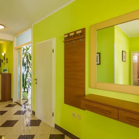 Family Friendly With A Swimming Pool - Volosko, - 15071 Apartment