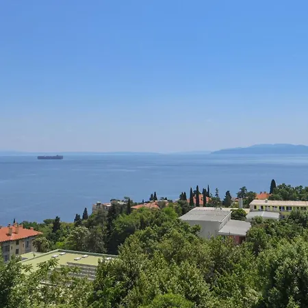 Family Friendly With A Swimming Pool - Volosko, - 15071 * Opatija