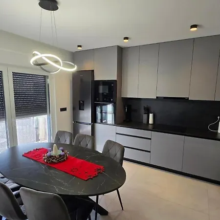 Family Friendly With A Swimming Pool - Volosko, - 15071 Apartment Opatija