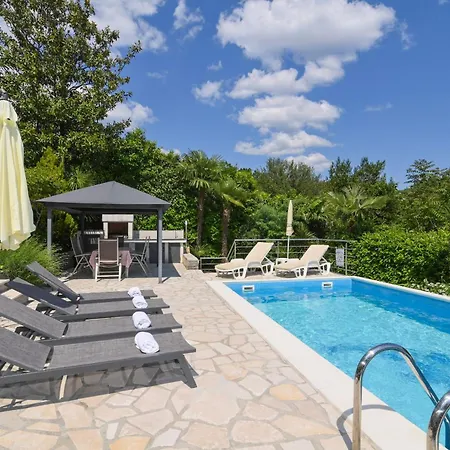 Family Friendly With A Swimming Pool - Volosko, - 15071 Opatija
